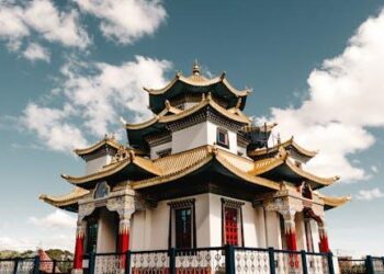 The Inheritance Trap: How I Escaped Brittle Code by Learning to Build with LEGOs, Not Blueprints