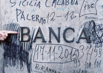 The 3 AM Panic: How I Escaped the Debt Spiral by Unlearning Everything I Thought I Knew