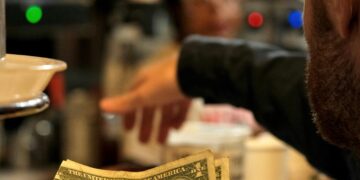 Beyond the Bottom Line: How My Illinois Small Business Survived the Minimum Wage Hike and Found a Better Way to Thrive